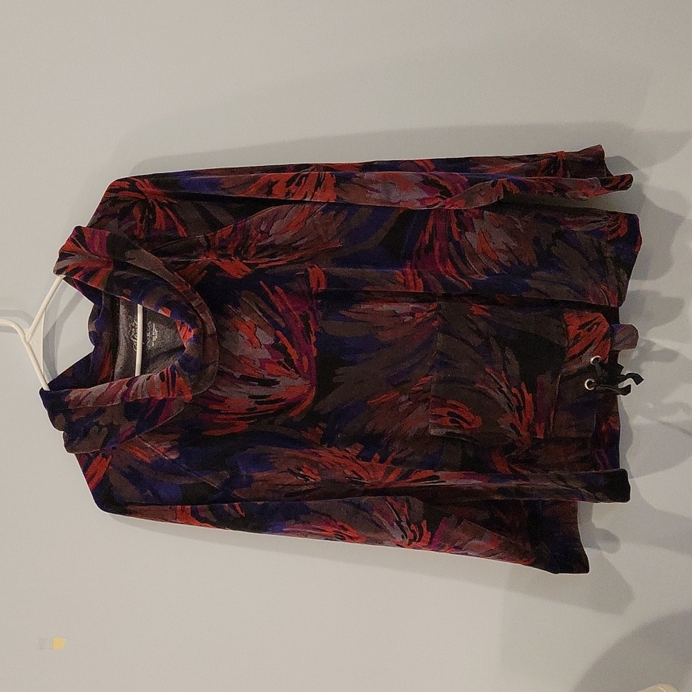 Dark Flowery Velvet Sport Shirt with Large Central Pocket on Front
